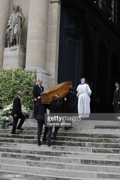 yves saint laurent deces cause|saint laurent funeral.